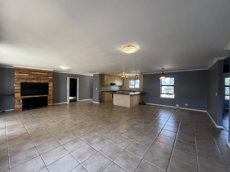 3 Bedroom Property for Sale in Sonstraal Heights Western Cape